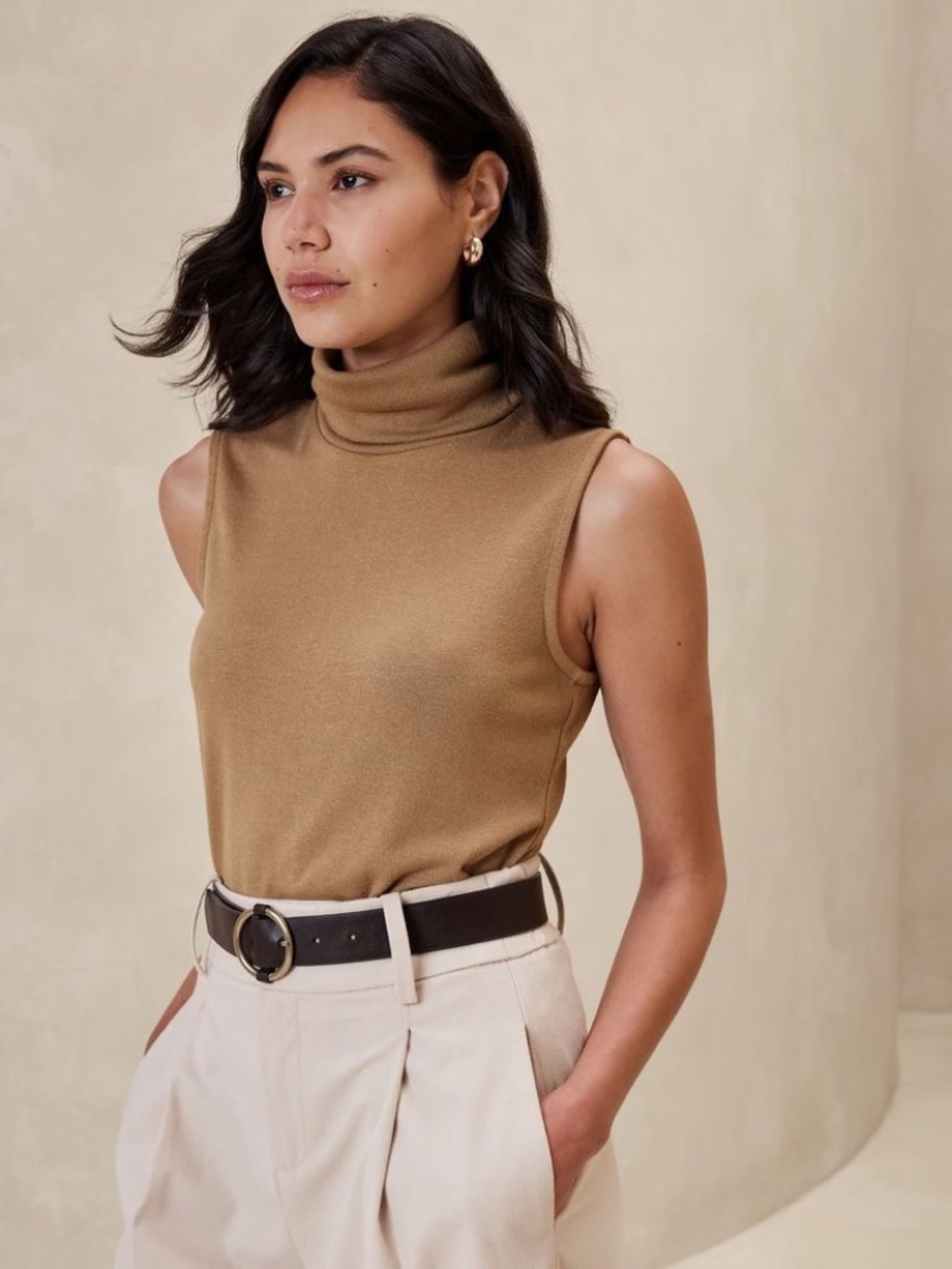 Banana Republic Soft Luxe Turtleneck Tank Camel Sleeveless Top L